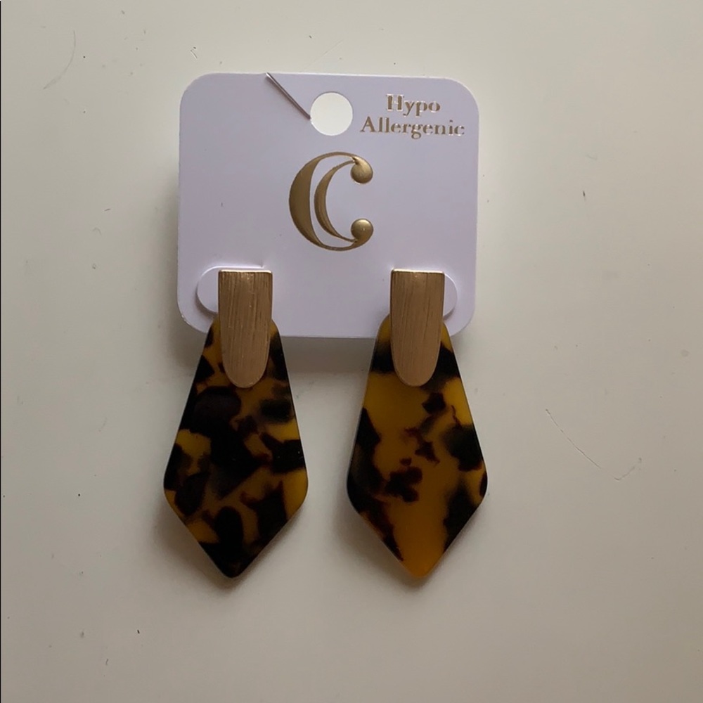 NWT Tortoise Shell Accent Earrings